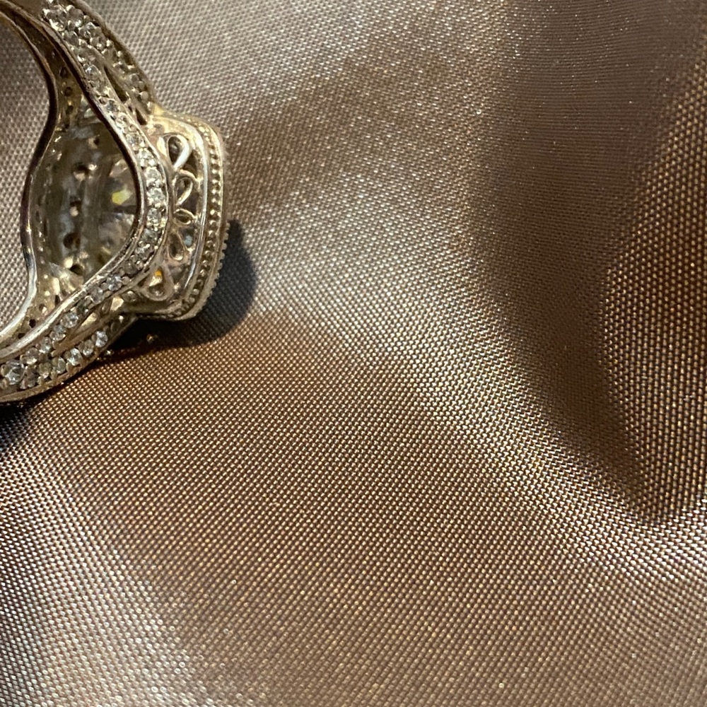 Faux Glamour Diamond Ring Size 8/9 - Picture 3 of 5